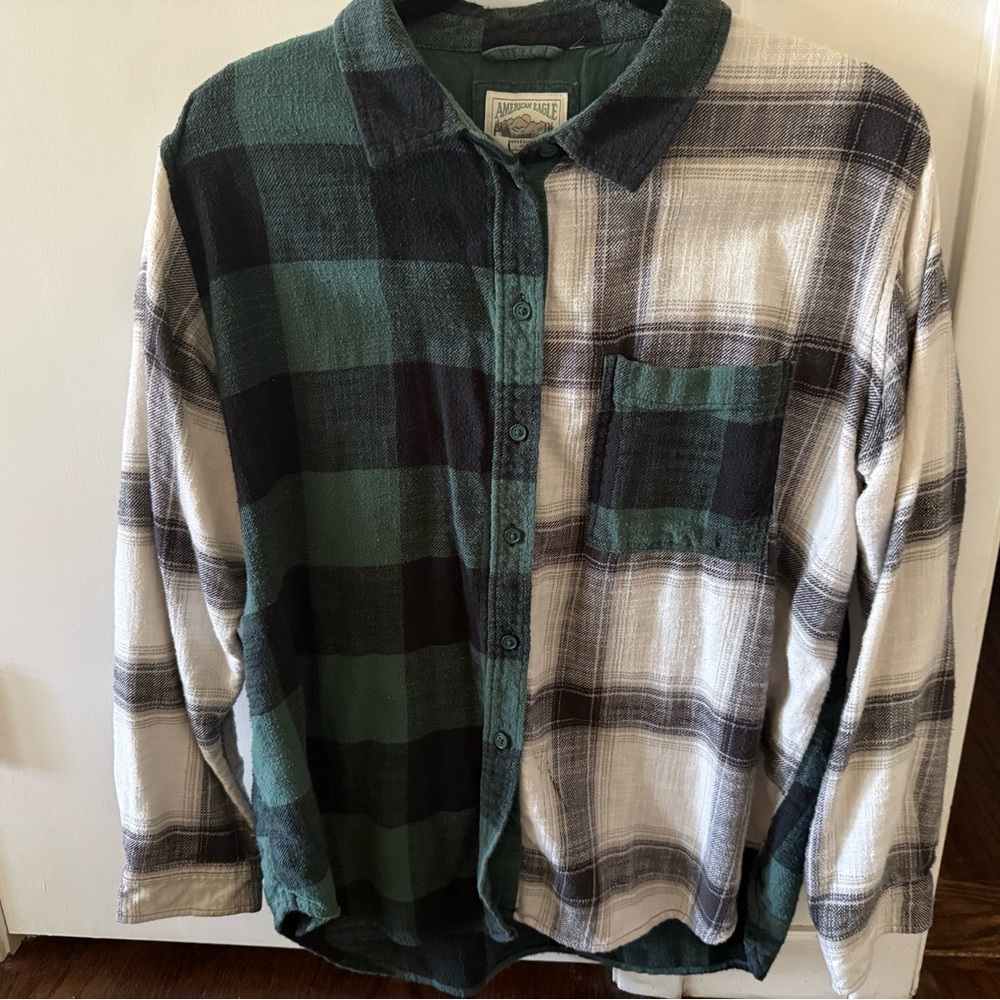 Women’s Grey and Green Flannel, size M
